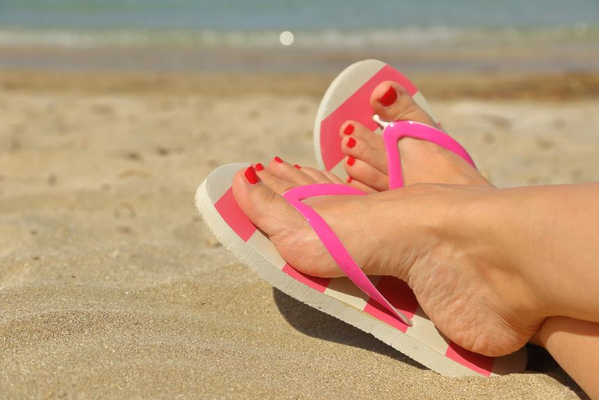Modern and Comfortable Best Flip-Flop Slippers for summer 2024